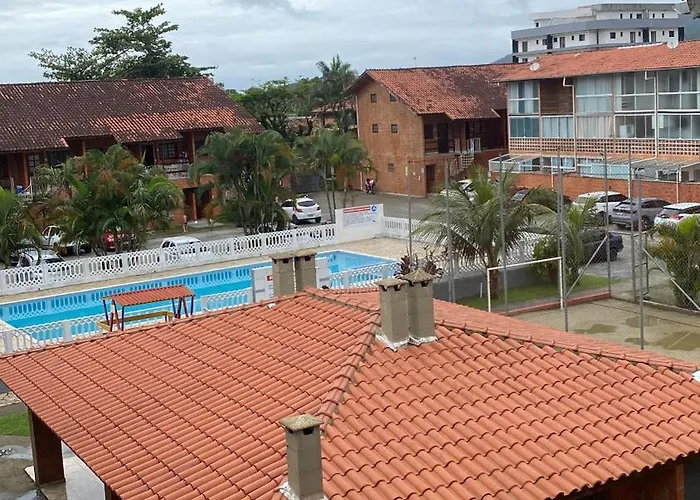 Apartamento Com Piscina Vile Ll Maranduba