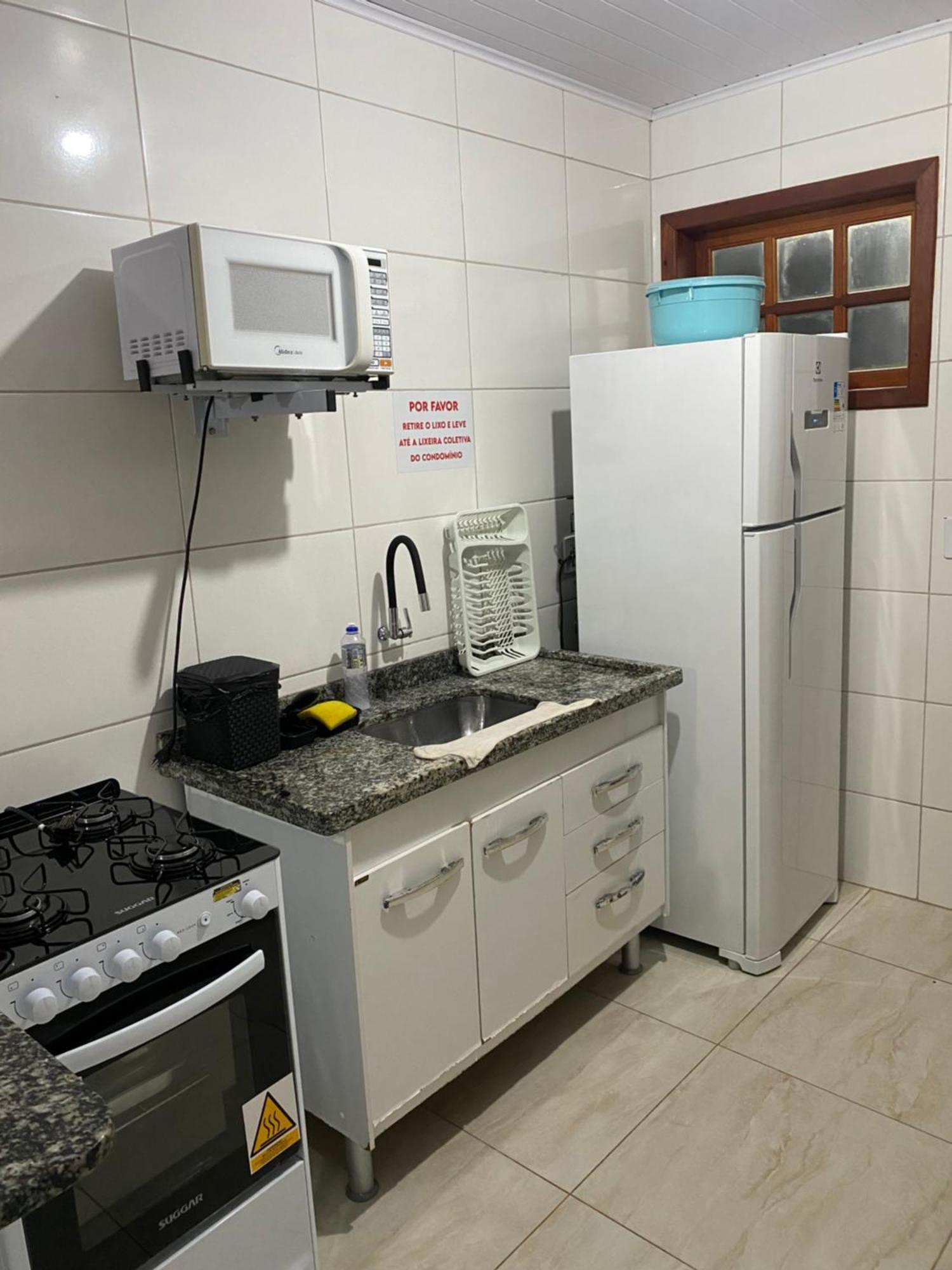 Com Piscina Ll Maranduba Apartment *